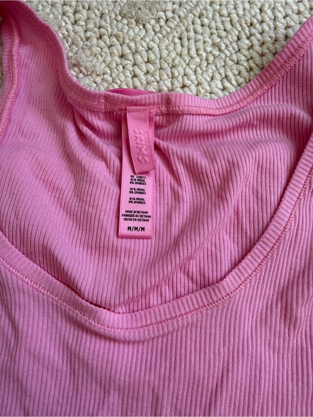 Skims lounge set bubblegum pink size medium - Picture 2 of 3